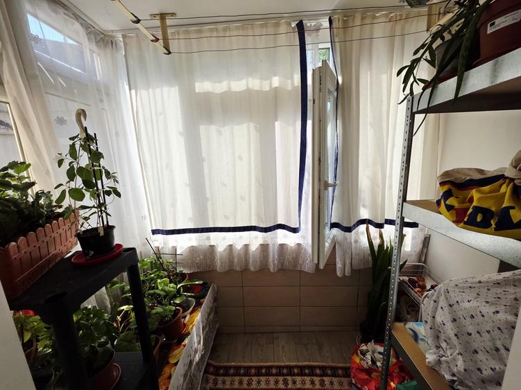 Apartament cu 3 camere în Alexandru cel Bun