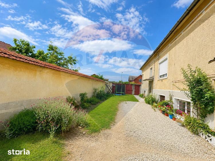 Casă cu 4 camere cu Teren 1400 Mp în Bod