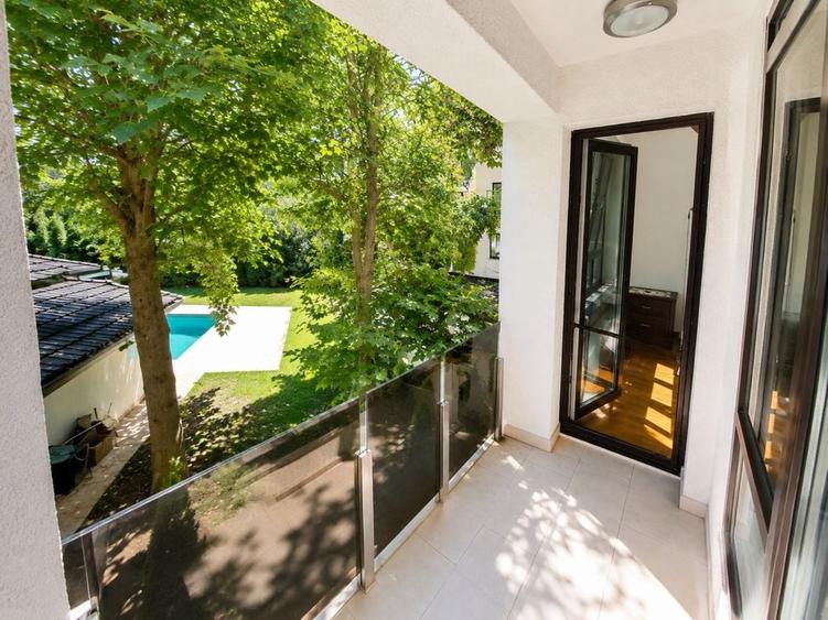 Apartament cu 3 camere decomandat în Moara de Vânt