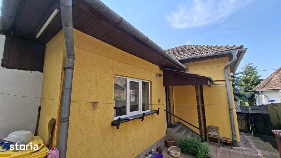 Casă cu 2 camere cu Teren 126 Mp în Central
