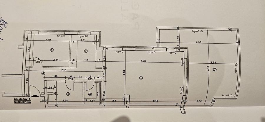 Penthouse cu 2 camere decomandat în Avantgarden
