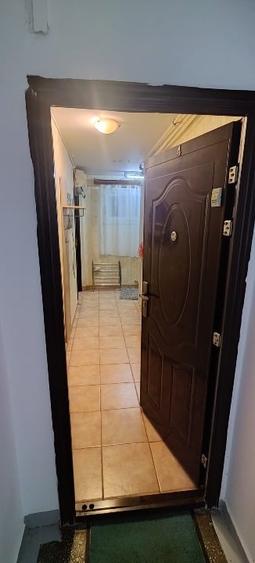Apartament cu 2 camere decomandat în Drumul Taberei