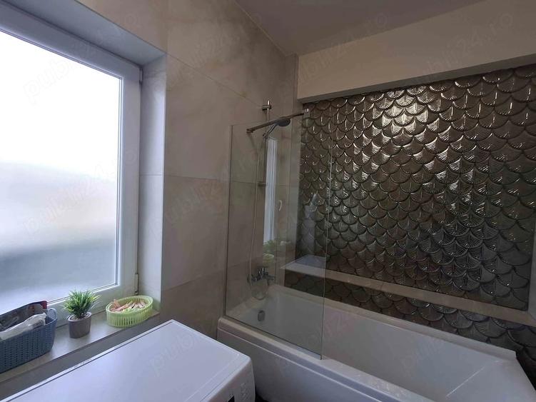 Apartament cu 3 camere decomandat în Decebal