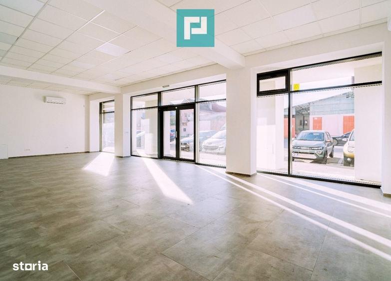 Spațiu comercial, de 70 mp, în Rontău