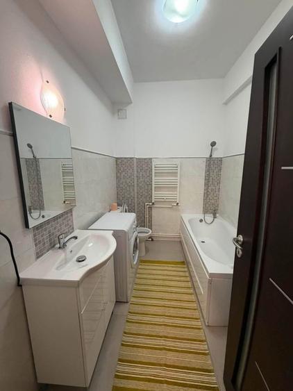 Apartament cu 2 camere decomandat în Tătărași