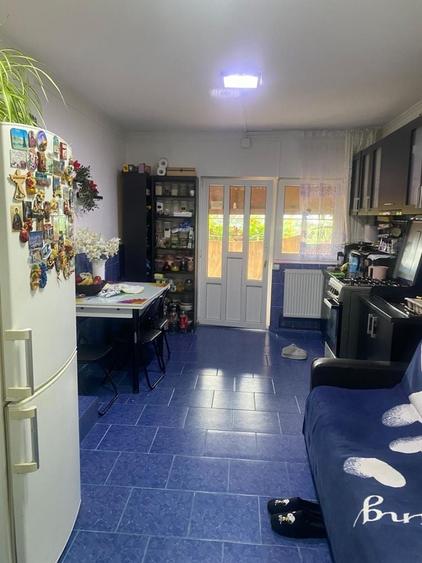 Casă cu 4 camere în Boldești