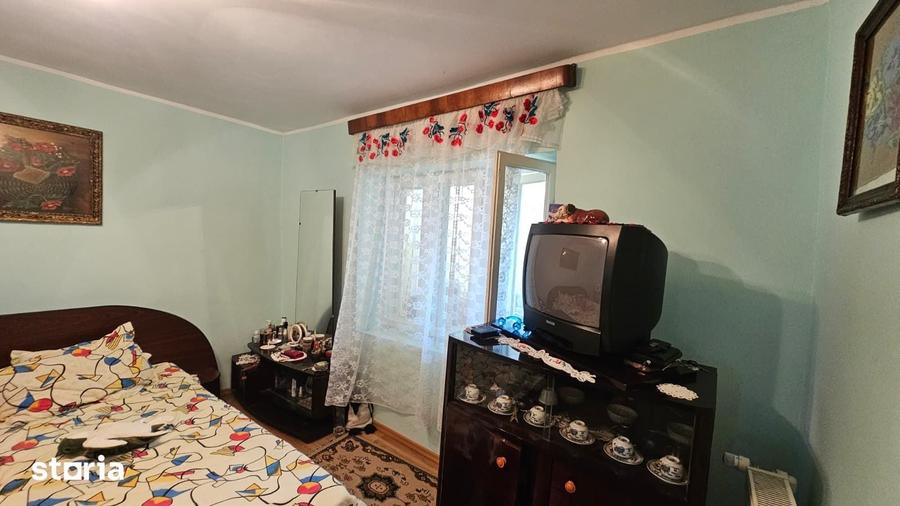 Casă cu 4 camere cu Teren 405 Mp în Țiglina 3