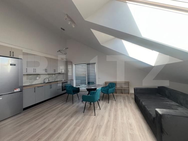 Apartament cu 2 camere semidecomandat, mobilat în Florești
