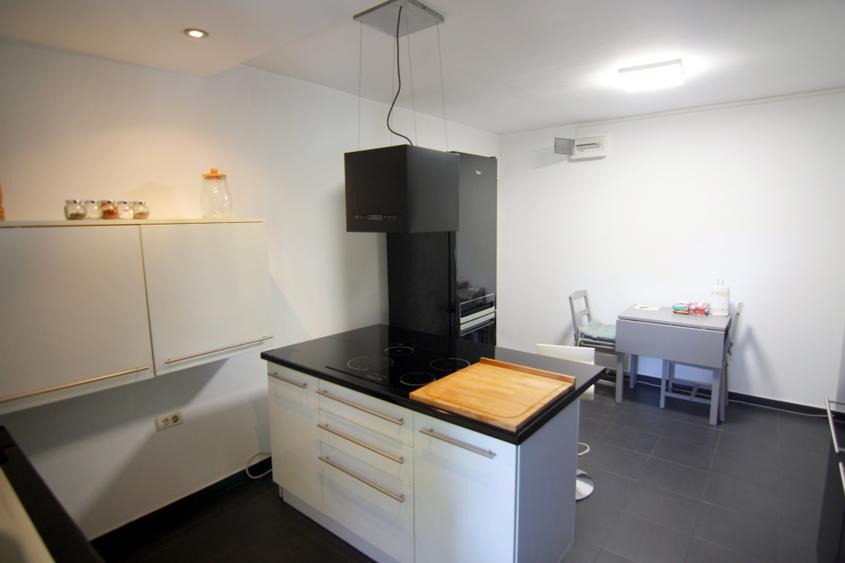 Apartament 3 camere, complet mobilat si utilat, in conditii excelente - 12