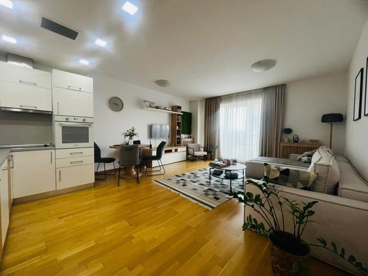 Apartament cu 2 camere decomandat în Dorobanți
