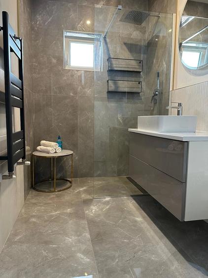 Apartament cu 2 camere decomandat în Soarelui