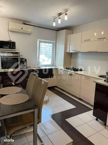 Apartament cu 4 camere, parcare, bloc cu lift- Plopilor - 1