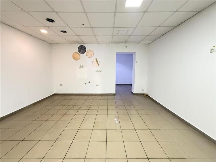Spațiu comercial, de 45 mp, în Hipodrom 2