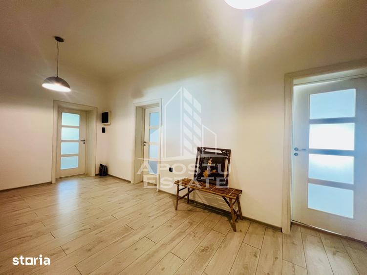 Spațiu comercial, de 120 mp, în Girocului