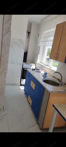Apartament cu 2 camere semidecomandat în Giurgiului