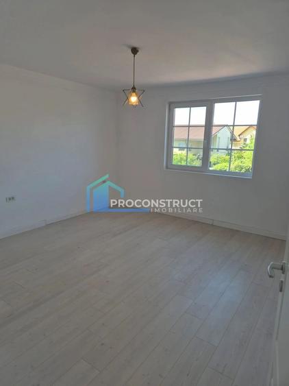Duplex cu 4 camere cu Teren 300 Mp în Moșnița Nouă