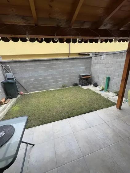 Casă cu 3 camere în Giroc