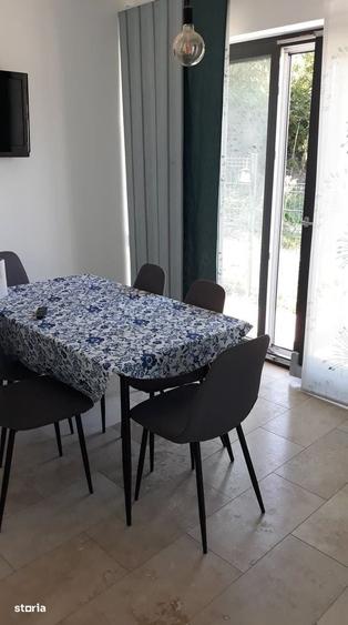Casă cu 4 camere în Stâncești