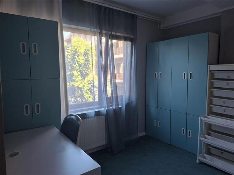 Apartament cu 3 camere decomandat în 9 Mai