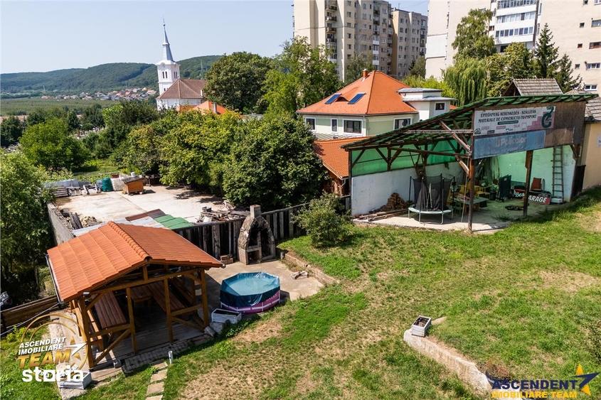 Casă cu 4 camere cu Teren 1514 Mp în Simeria