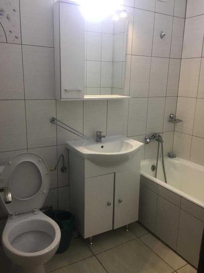 Garsonieră decomandată în Central