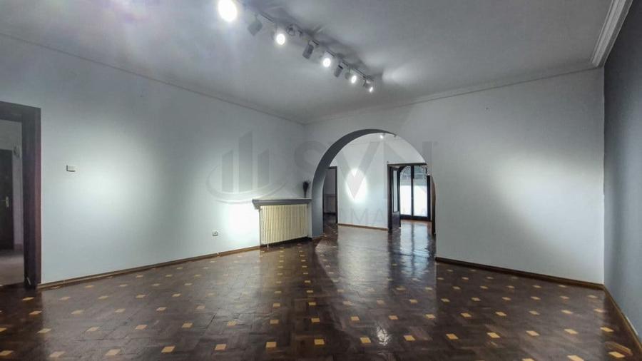 Spațiu comercial, de 170 mp, în Central