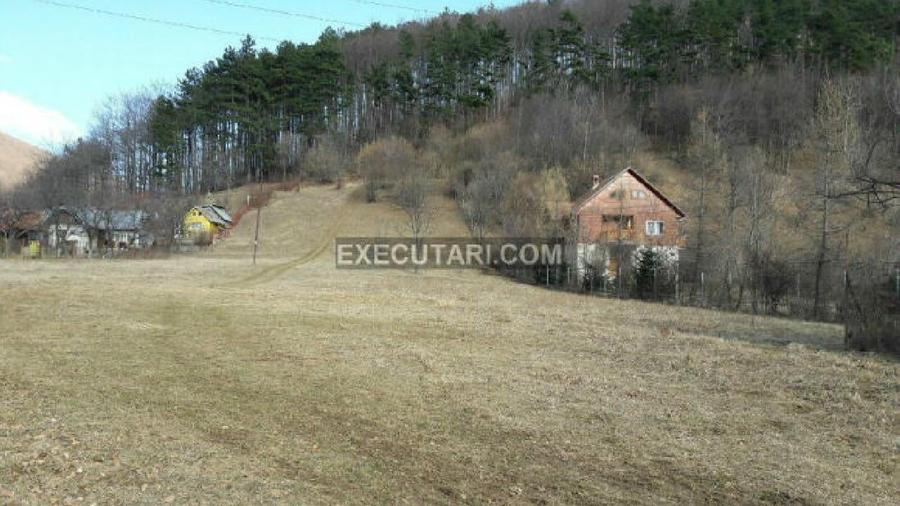Teren intravilan - 985 m², Comarnic - 1