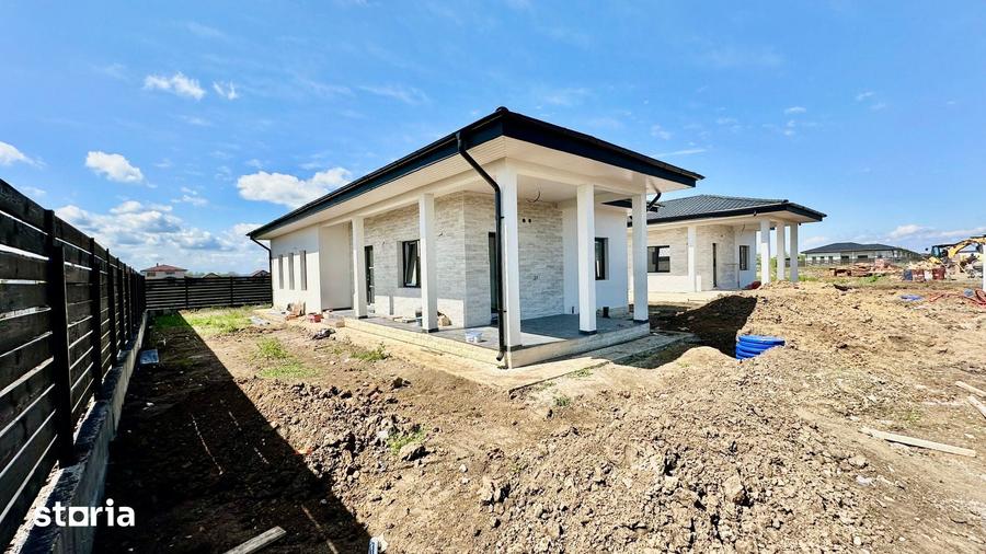 Casă cu 3 camere cu Teren 350 Mp în Miroslava