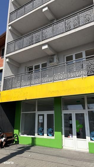 Spațiu comercial, de 88 mp, în Burdea