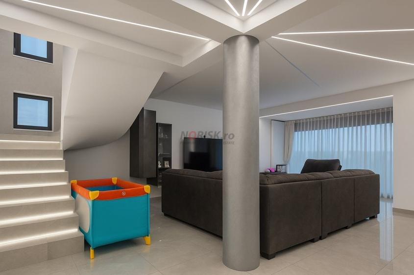 Casă individuală cu 6 camere cu Piscina în Domnești