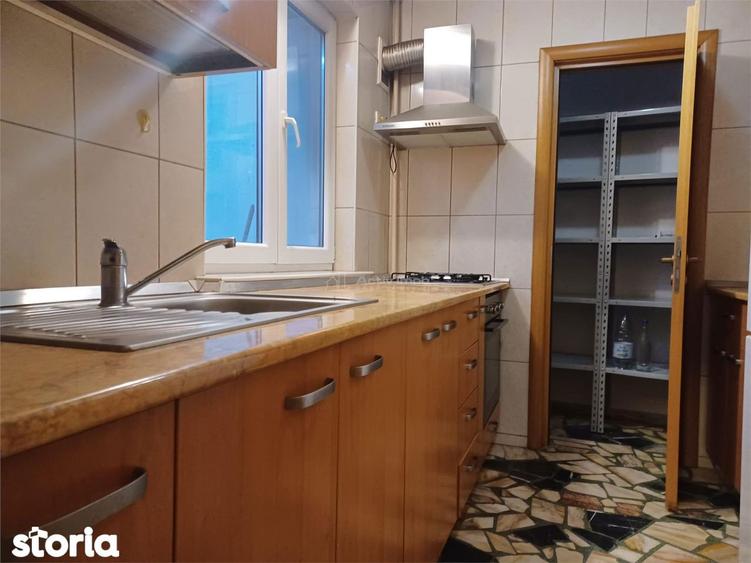 Vanzare Apartament 3 Camere Victoriei- Piata Sfintii Voievozi - 1