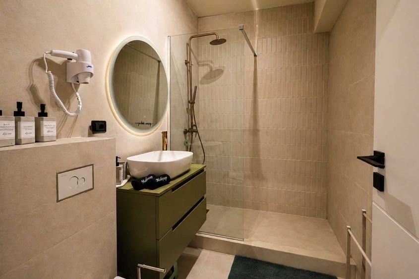 Apartament cu 2 camere nedecomandat în Mamaia