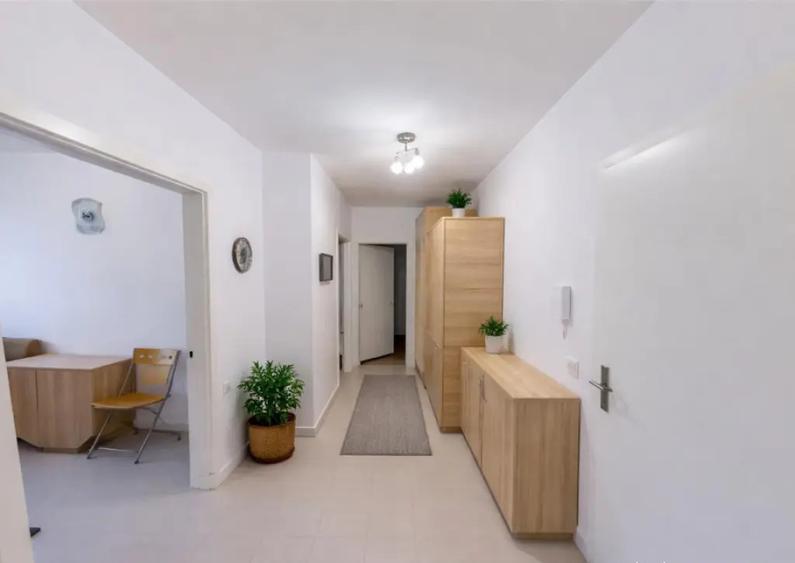 Apartament cu 2 camere decomandat în Avantgarden