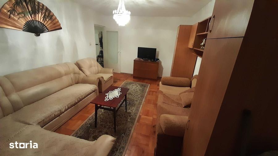 Apartament cu 2 camere decomandat în Ampoi 3