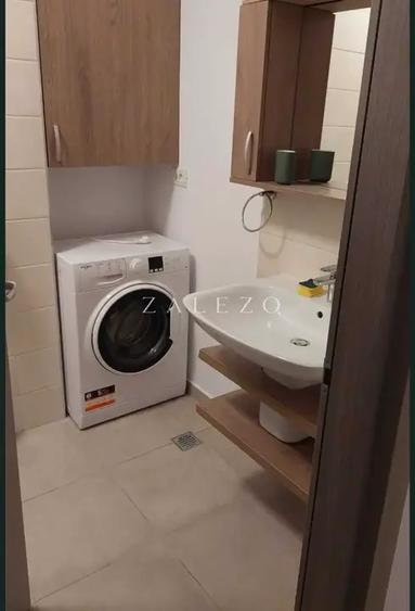 Apartament cu 2 camere decomandat, mobilat în Torontalului