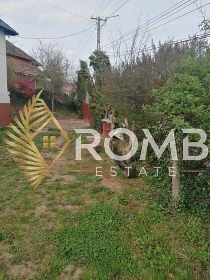 Casă individuală cu 3 camere cu Teren 900 Mp în Sânmihaiu Almașului