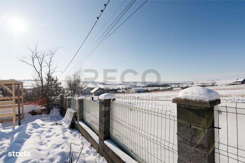 Casă cu 2 camere cu Teren 1600 Mp în Cetariu
