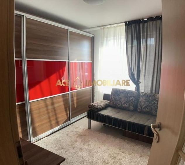 Apartament cu 4 camere decomandat, mobilat în Berceni