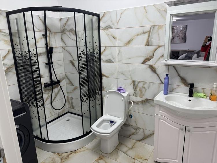 Casă cu 2 camere cu Teren 200 Mp în Rahova