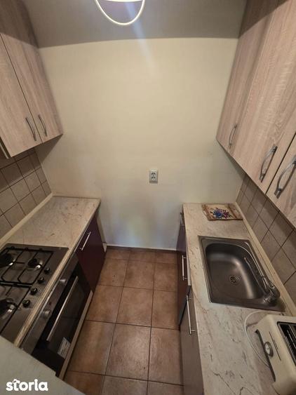 Apartament cu 3 camere în Burdea