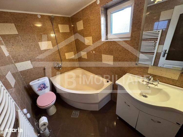 Casă cu 3 camere cu Canalizare în Libertății