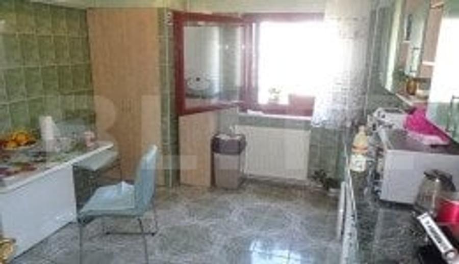 Apartament  de vanzare, cu 4 camere, 92 mp, zona ultracentrala - 10