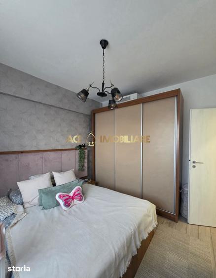 Apartament cu 3 camere în Apărătorii Patriei