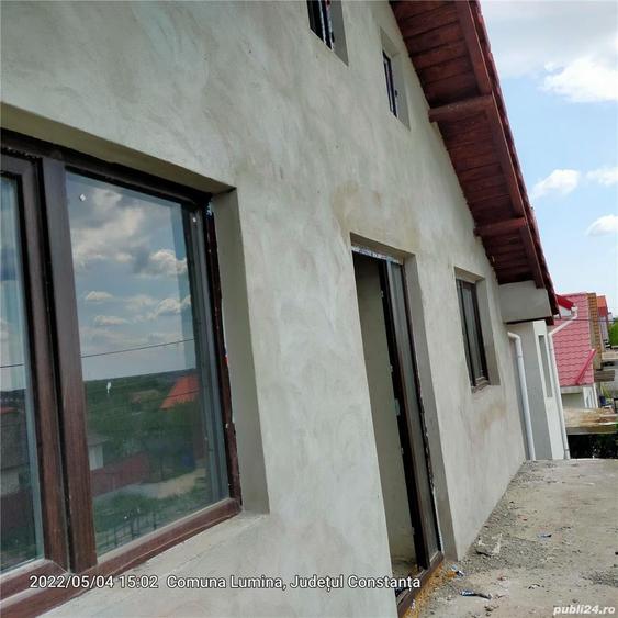 Casă cu 6 camere cu Teren 300 Mp în Lumina