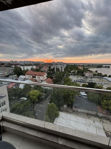 Apartament cu 3 camere decomandat, mobilat în Lacul Morii