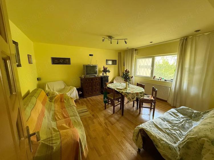 Apartament cu 3 camere decomandat în Vest