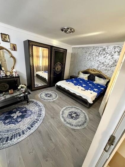 Casă cu 4 camere cu Teren 100 Mp în Central