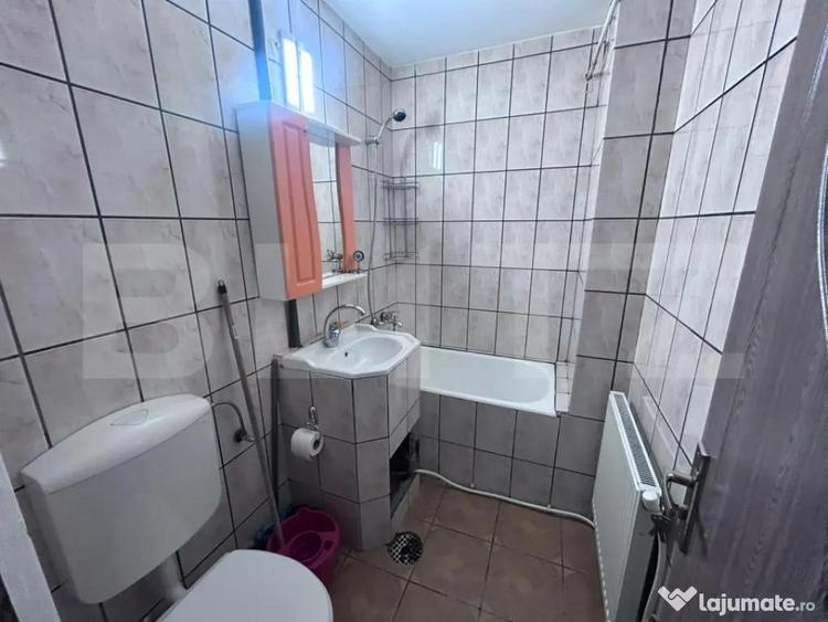 Apartament cu 2 camere decomandat în 9 Mai