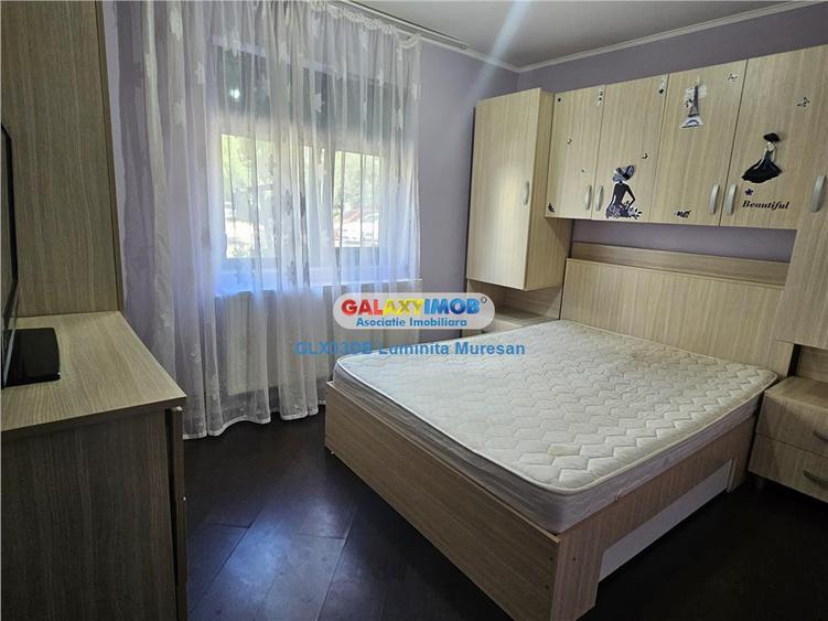 Apartament cu 2 camere semidecomandat, mobilat în Micro 6