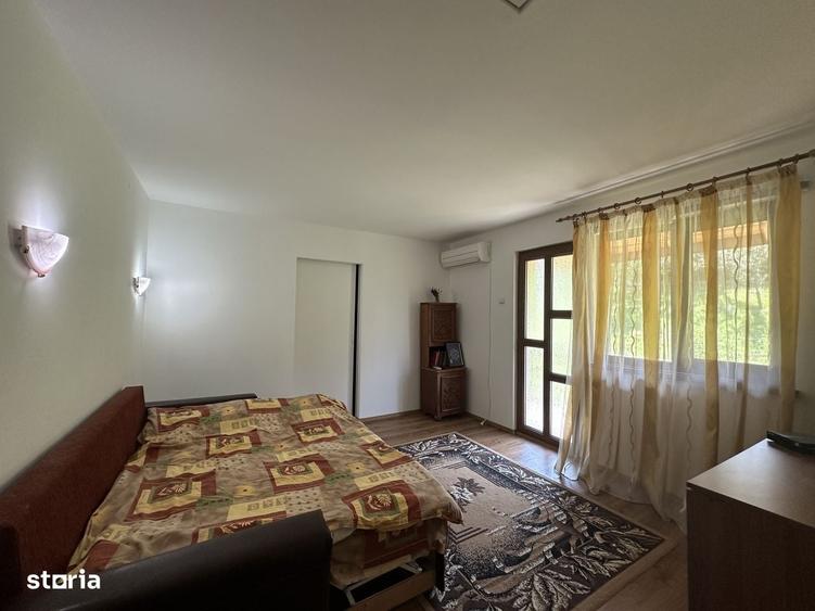 Casă cu 3 camere în Șoimari